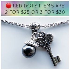 🔴Key Hematite necklace . Hematite gemstone bead & silver key boho necklace